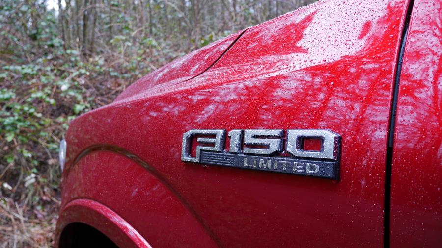 Логотип Ford F-150 Limited SuperCrew 2018 года  (фото 8 из 59)